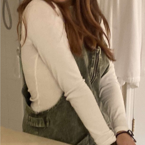 Forrest Green Dress 
Corduroy - Picture 4 of 10